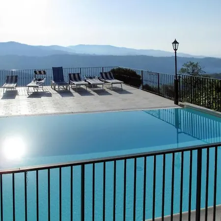 Holiday home Sleeps 30 Pool Air Con Valloria Marittima