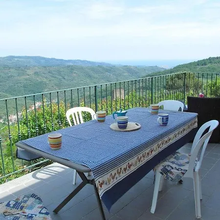 Holiday home Sleeps 30 Pool Air Con Valloria Marittima