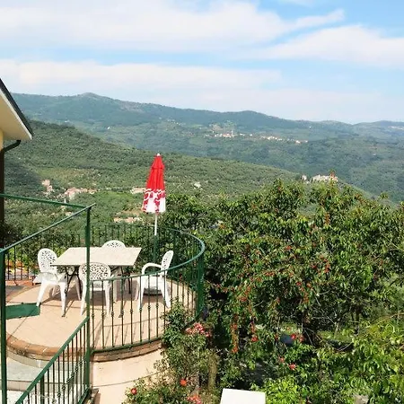 Holiday home Sleeps 30 Pool Air Con