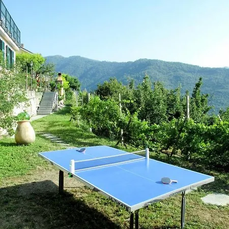 Sleeps 30 Pool Air Con
